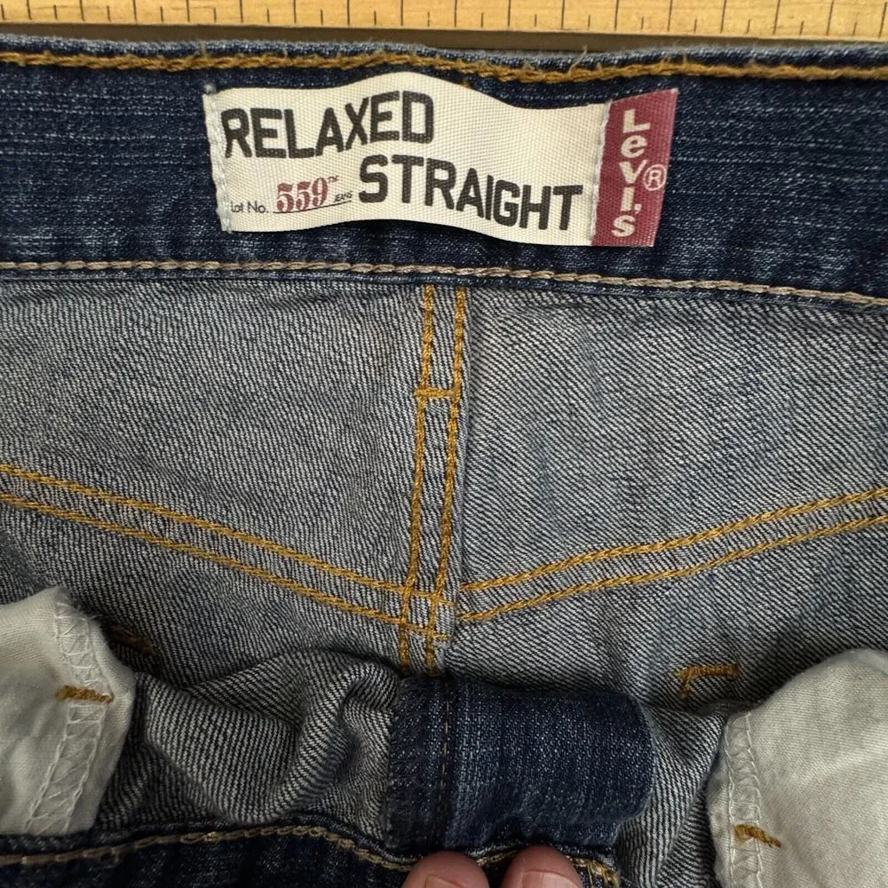 Levis 559 Men's Jeans Actual‎ Size 40 x 32 Relaxed Straight